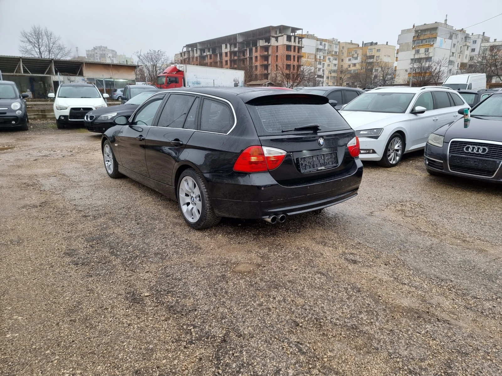 BMW 330 3.0 XI 4X4 - изображение 5