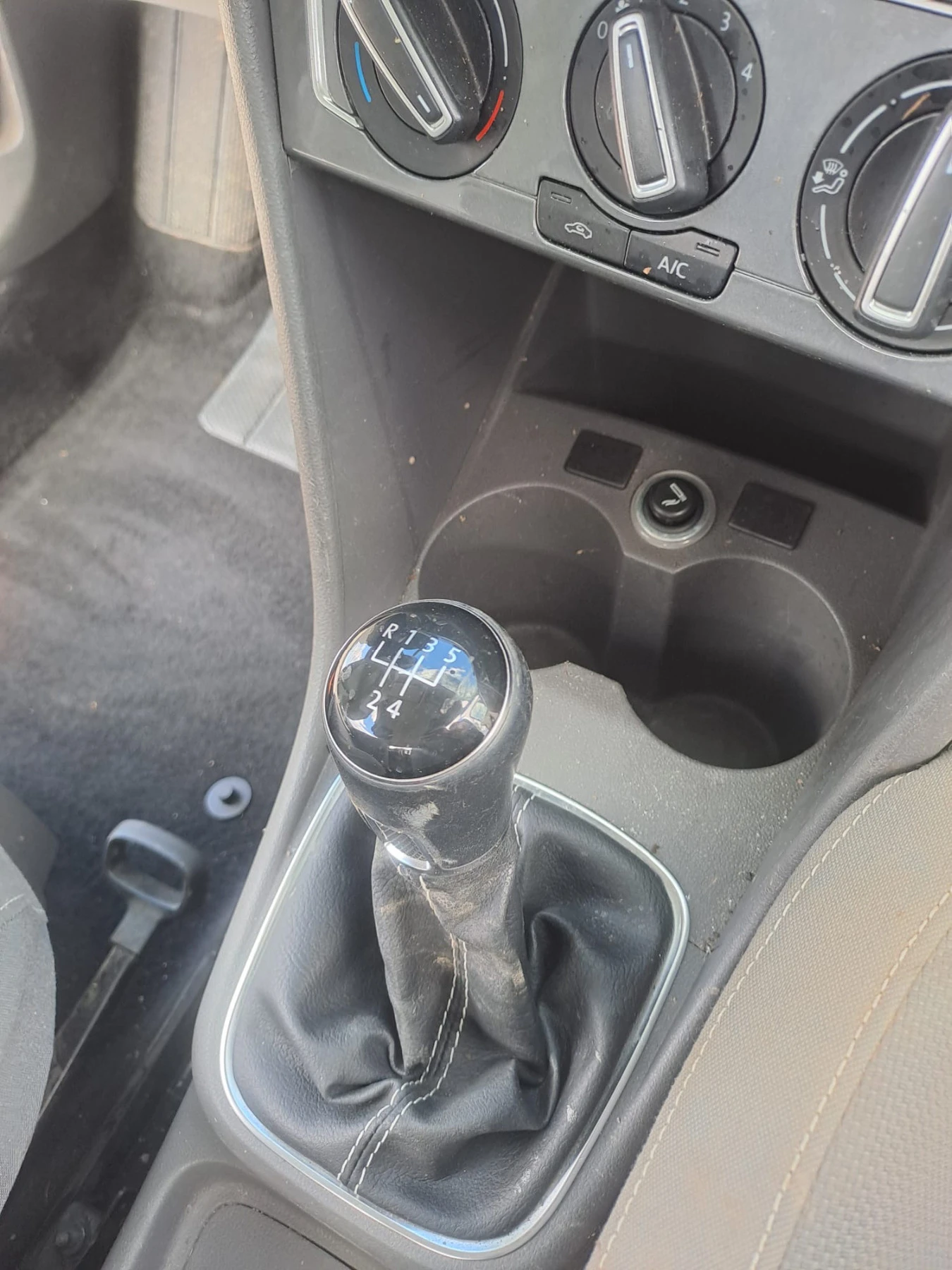 VW Polo 1.2tsi | Mobile.bg — изображение 11