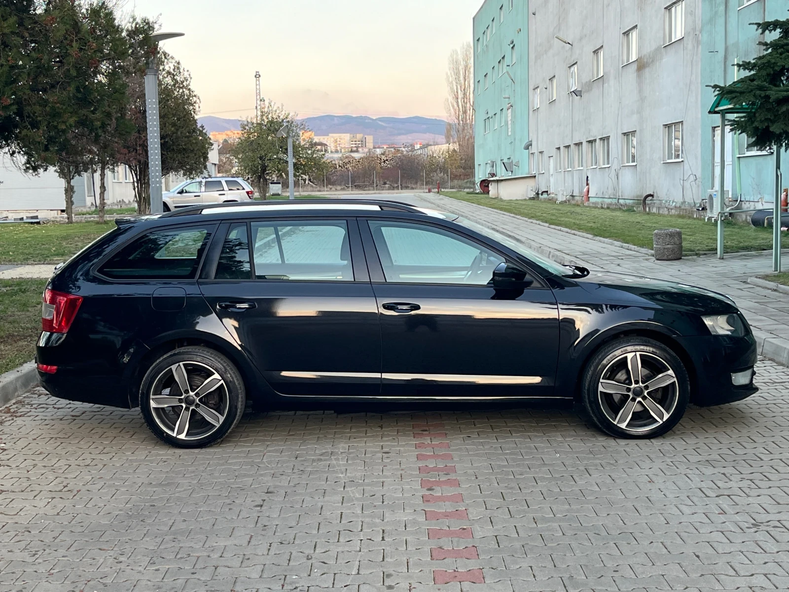 Skoda Octavia 1.6TDI 4x4 - изображение 4