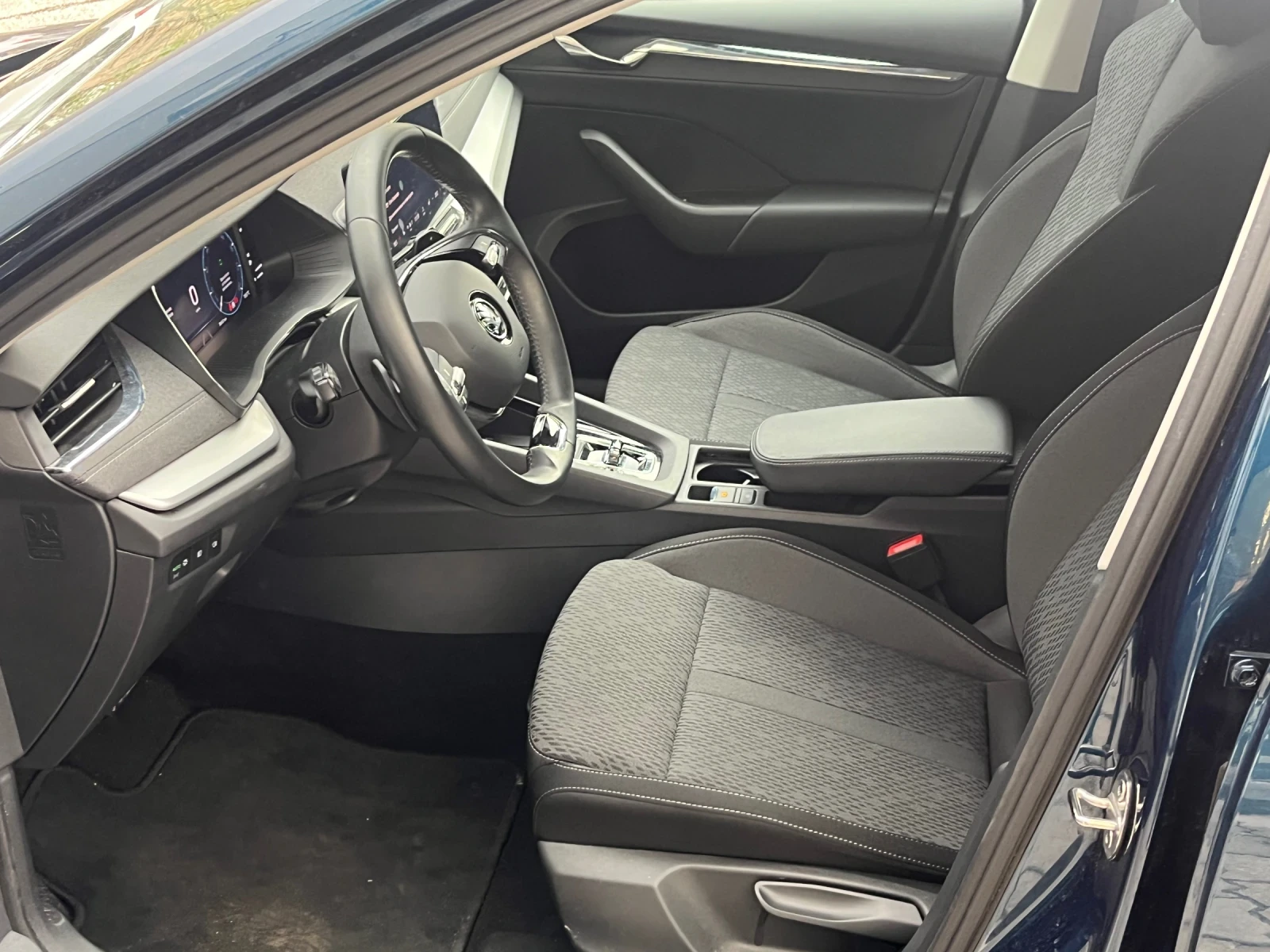 Skoda Octavia 2.0TDI 7DSG - изображение 6
