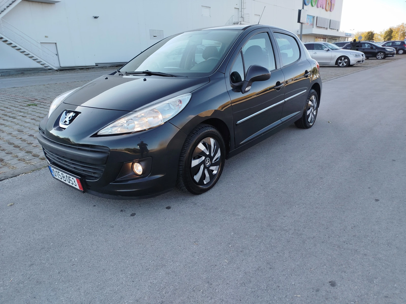 Peugeot 207 1.4hdi-euro-5 - изображение 2