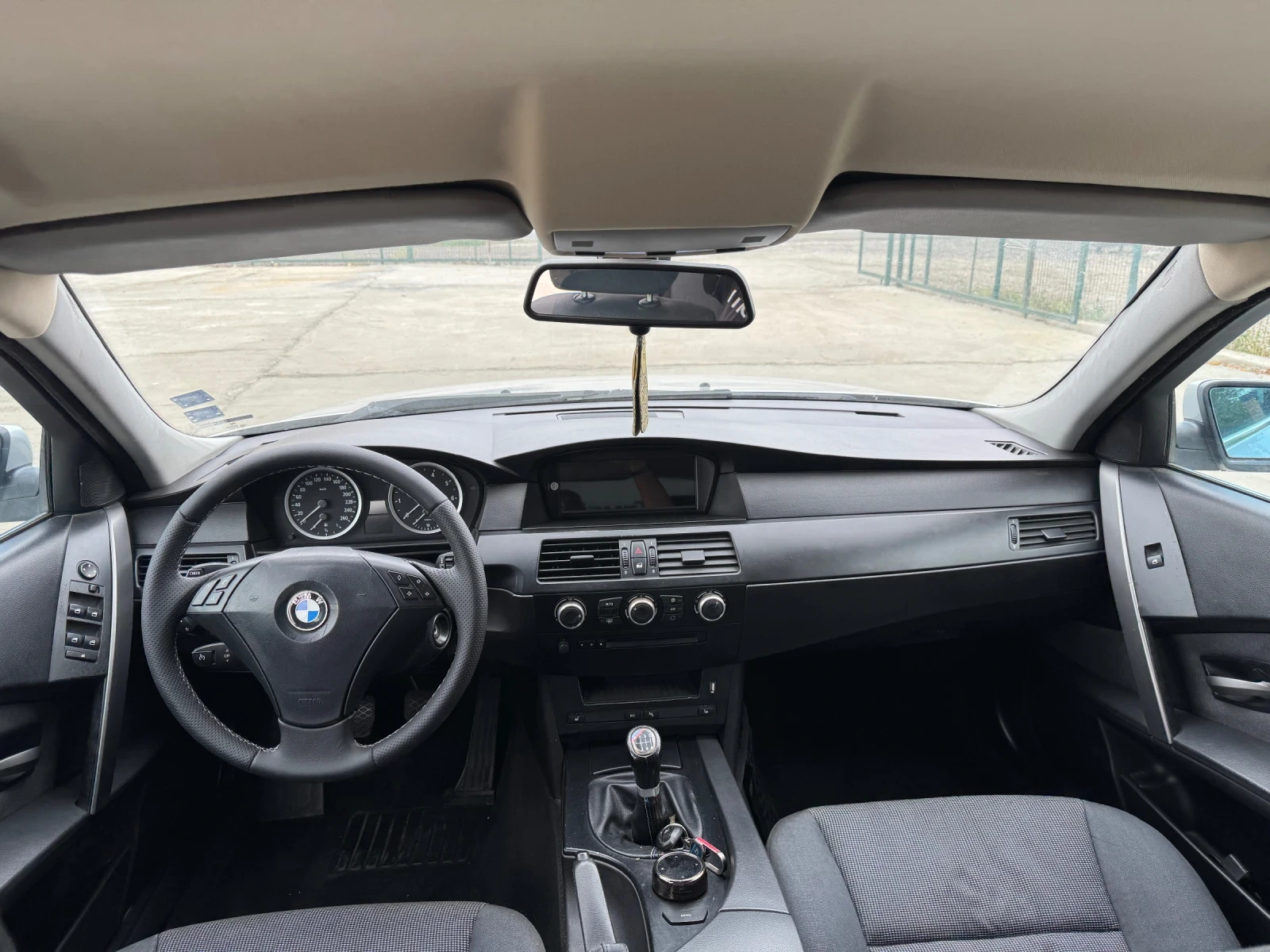 BMW 520  - изображение 10