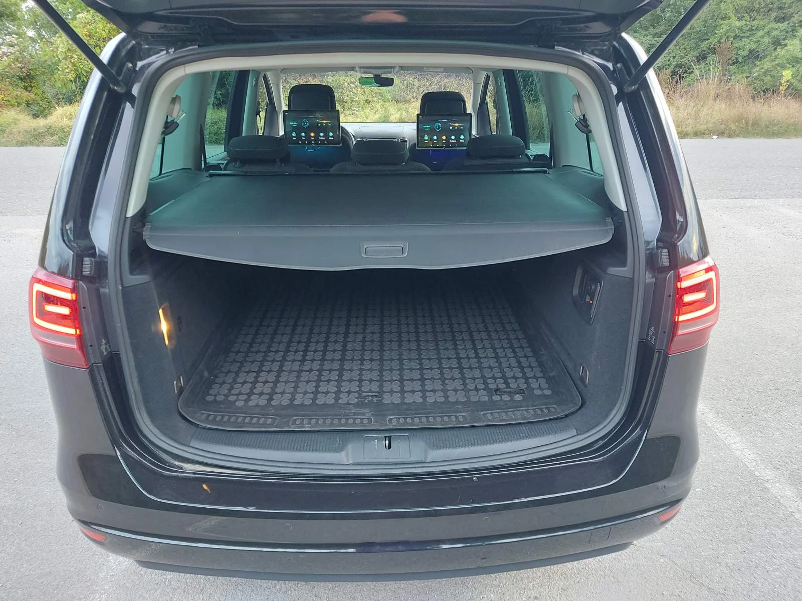 VW Sharan 2.0 TDI* 184 �.�.* R-Line* 4 MOTION* �������* 6+ 1 | Mobile.bg � ����������� 15