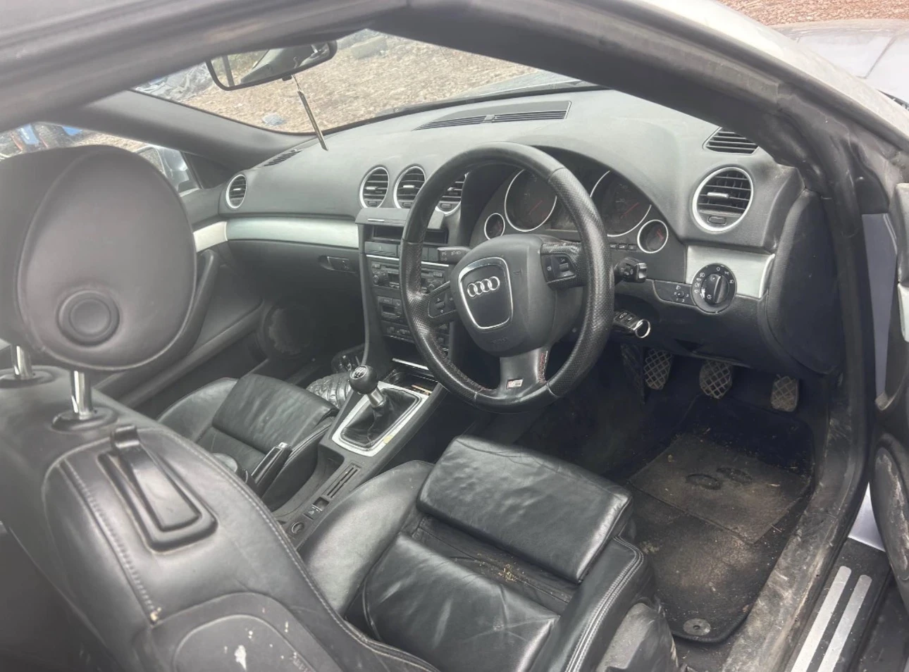 Audi A4 2.0TDI 140к.с BPW* S line  На Части - изображение 4