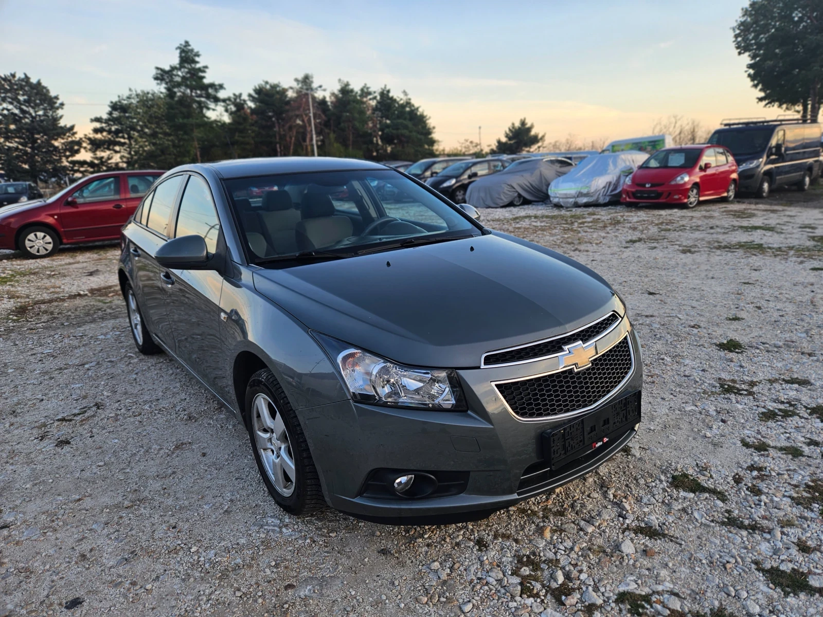Chevrolet Cruze 1.8/ЕВРО5Б/LS, снимка 2 - Автомобили и джипове - 53944008
