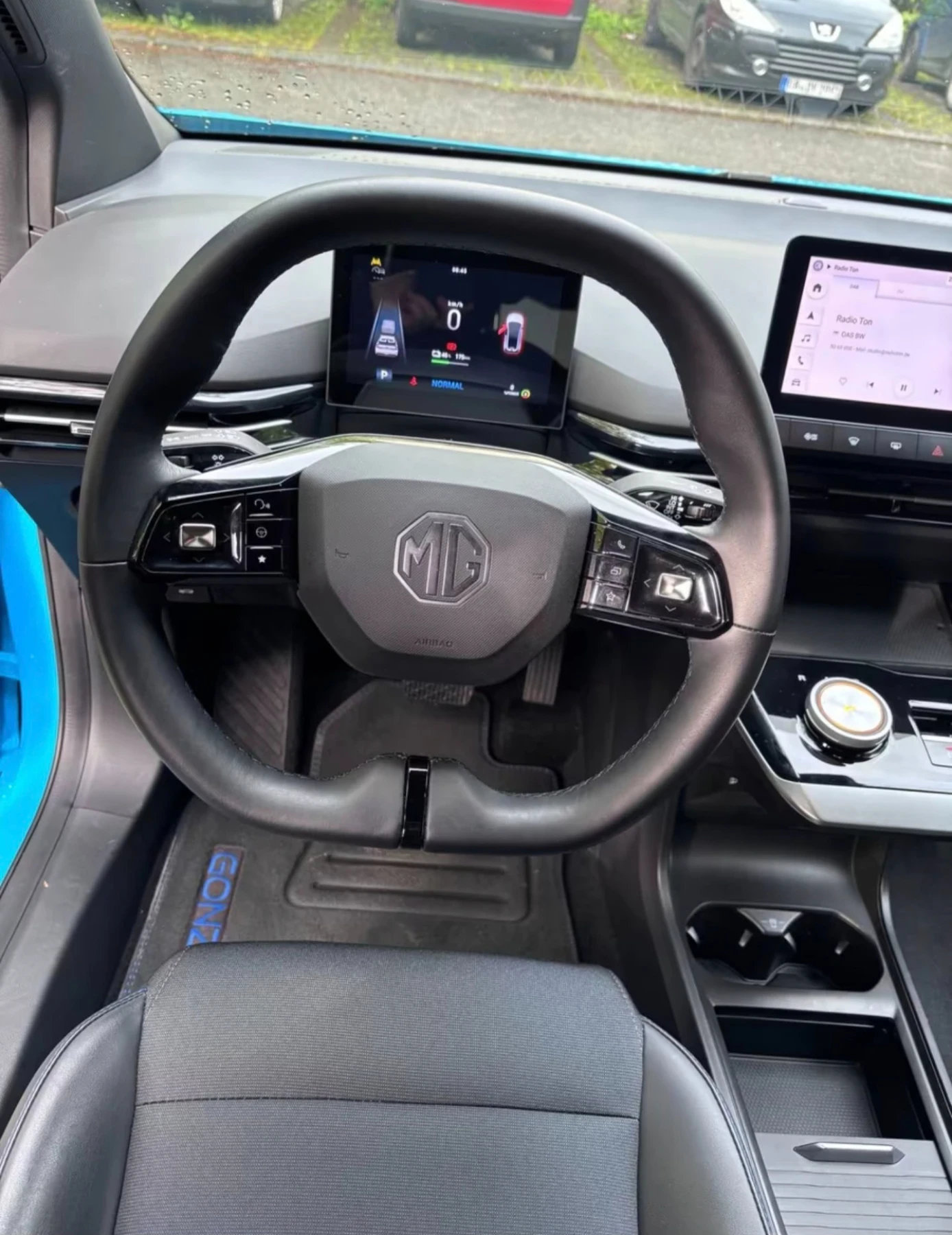 Mg MG4 Electric Luxury, снимка 4 - Автомобили и джипове - 54656898