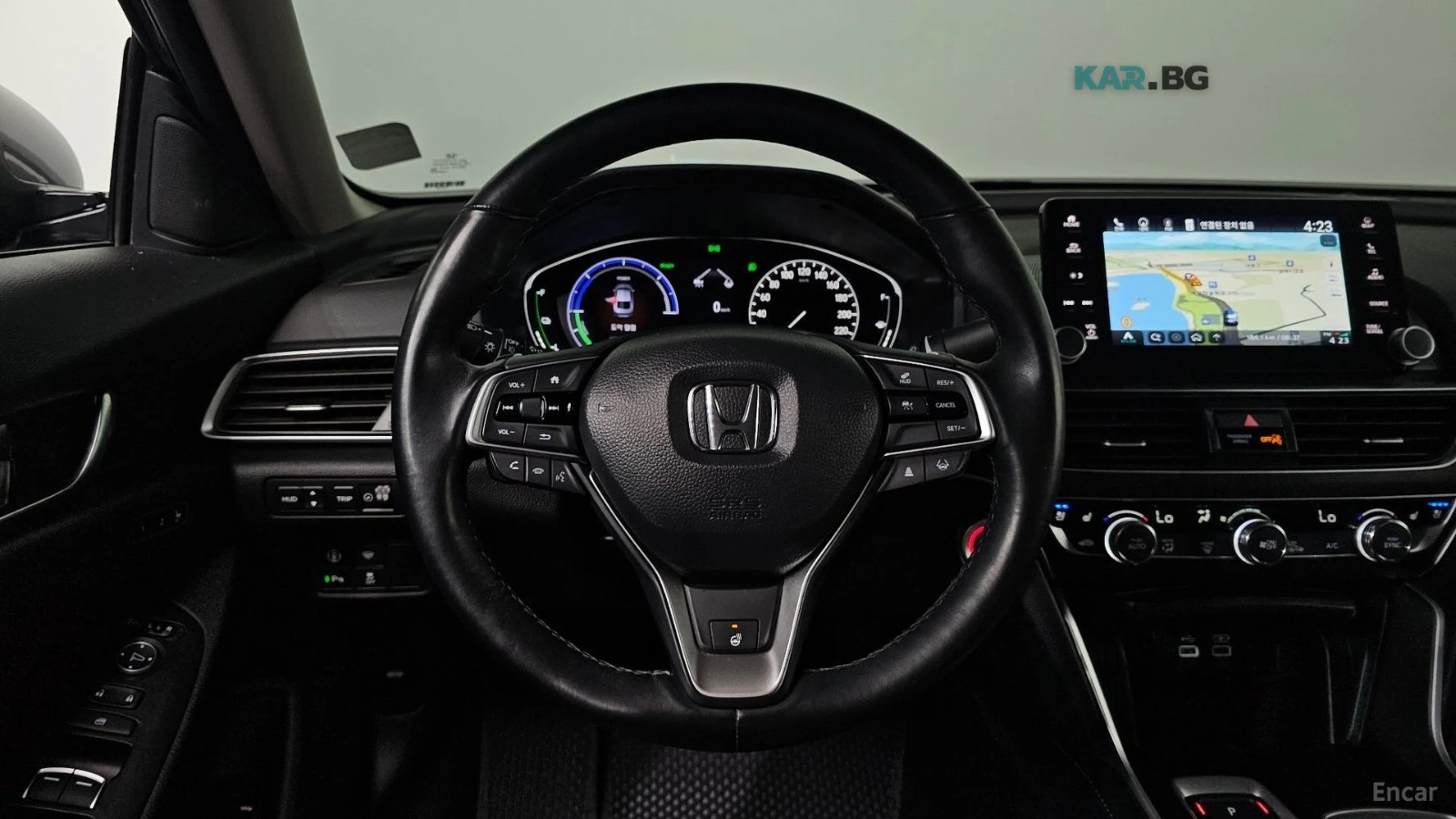 Honda Accord HYBRID / TOURING / ОБДУХ / ПОДГРЕВИ / DISTRONIC , снимка 12 - Автомобили и джипове - 54681688