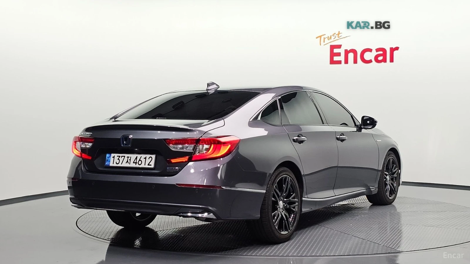 Honda Accord HYBRID / TOURING / ОБДУХ / ПОДГРЕВИ / DISTRONIC , снимка 2 - Автомобили и джипове - 54681688