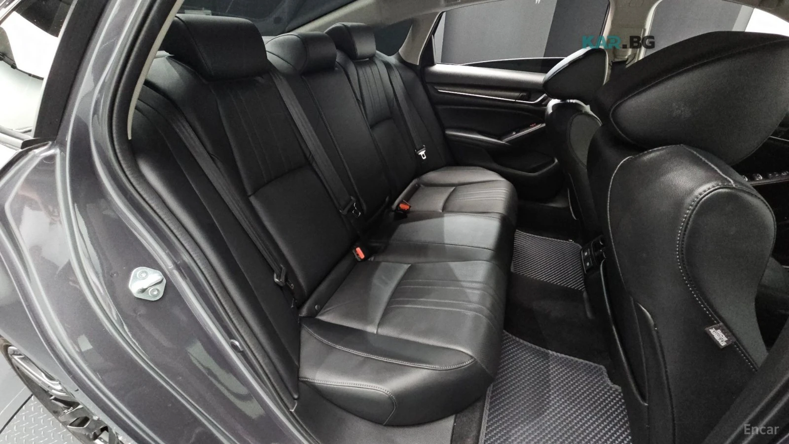 Honda Accord HYBRID / TOURING / ОБДУХ / ПОДГРЕВИ / DISTRONIC , снимка 11 - Автомобили и джипове - 54681688
