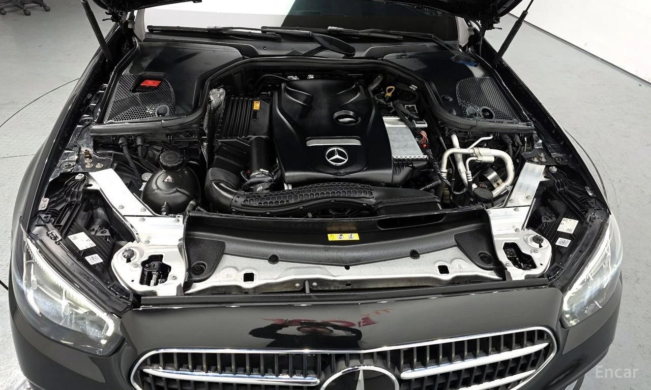 Mercedes-Benz E 250 Avantgarde* DISTRONIC* DIGITAL* AMBIENT* ПОДГРЕВ* , снимка 17 - Автомобили и джипове - 54713123