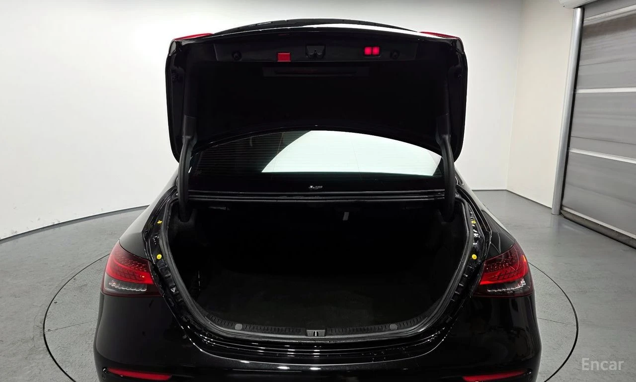 Mercedes-Benz E 250 Avantgarde* DISTRONIC* DIGITAL* AMBIENT* ПОДГРЕВ* , снимка 16 - Автомобили и джипове - 54713123