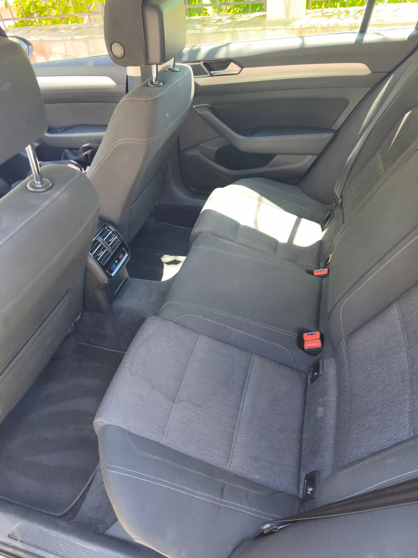 VW Passat, снимка 10 - Автомобили и джипове - 54818307