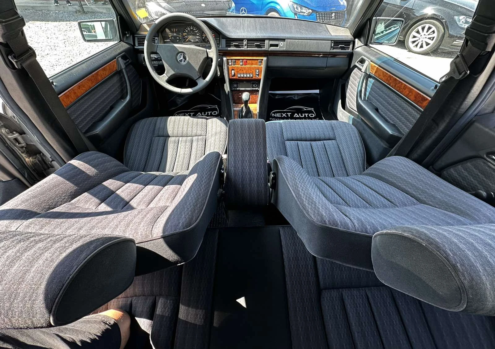 Mercedes-Benz 124 2.0i 122HP 191 000KM КЛИМА, снимка 9 - Автомобили и джипове - 54979636