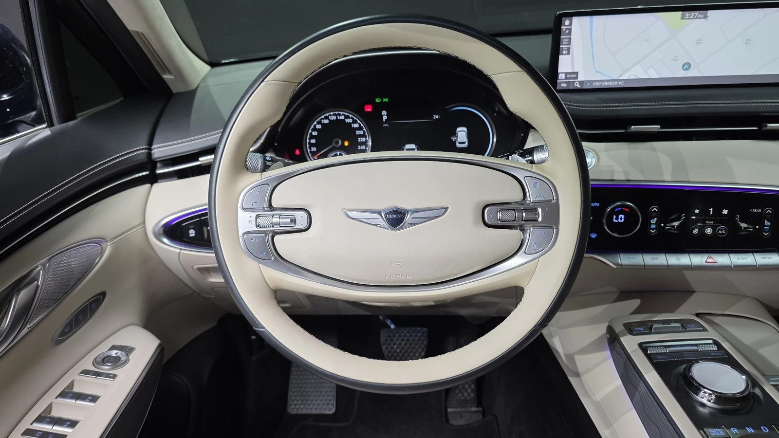 Genesis GV70 НАЛИЧНА КРАЙНА ЦЕНА, снимка 13 - Автомобили и джипове - 55238025