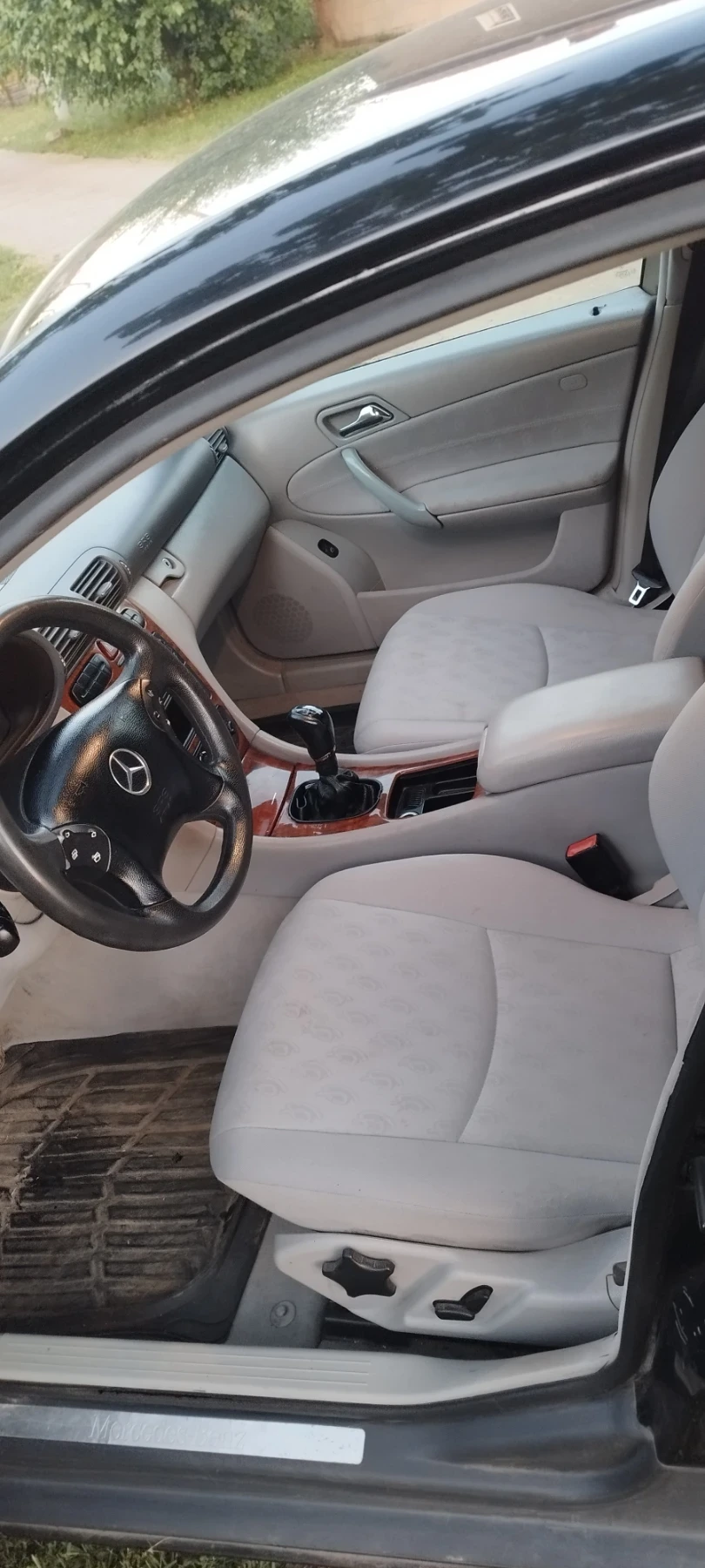 Mercedes-Benz C 220 CDI, снимка 9 - Автомобили и джипове - 55247019