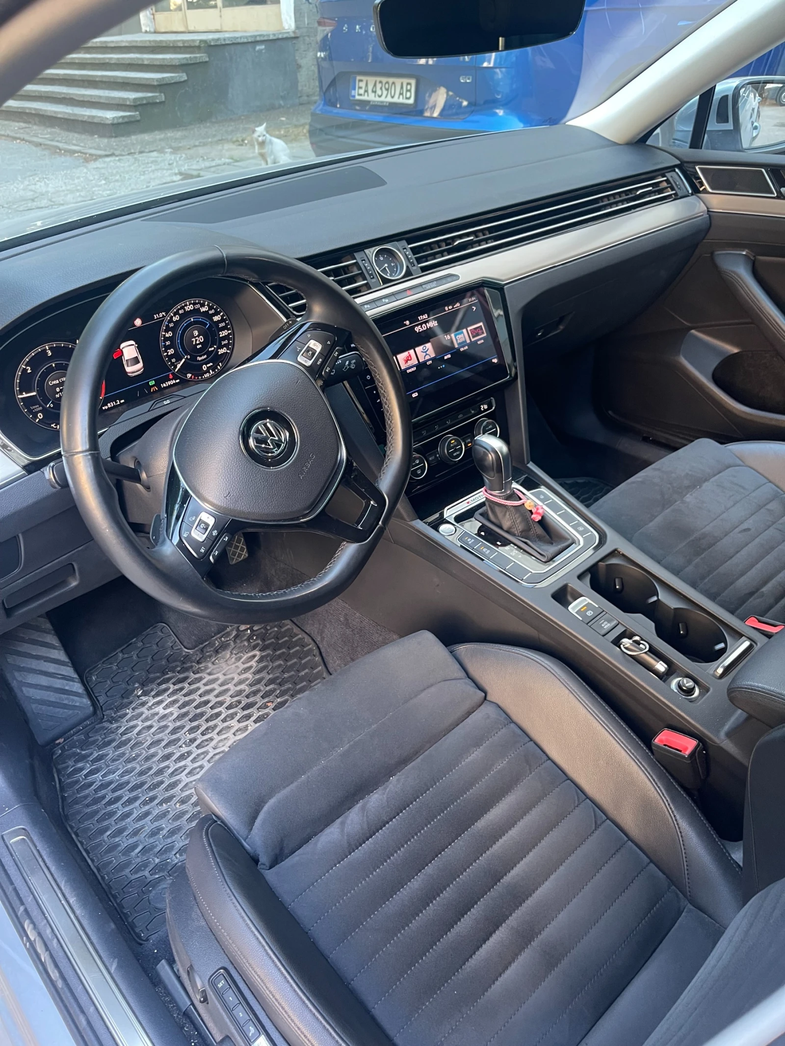 VW Passat, снимка 6 - Автомобили и джипове - 55248595