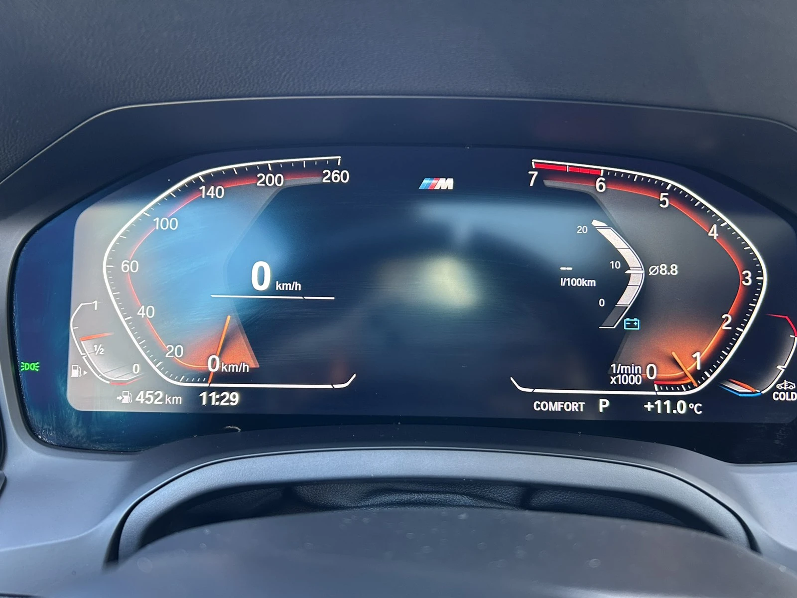 BMW 330 Xdrive , снимка 12 - Автомобили и джипове - 55644654