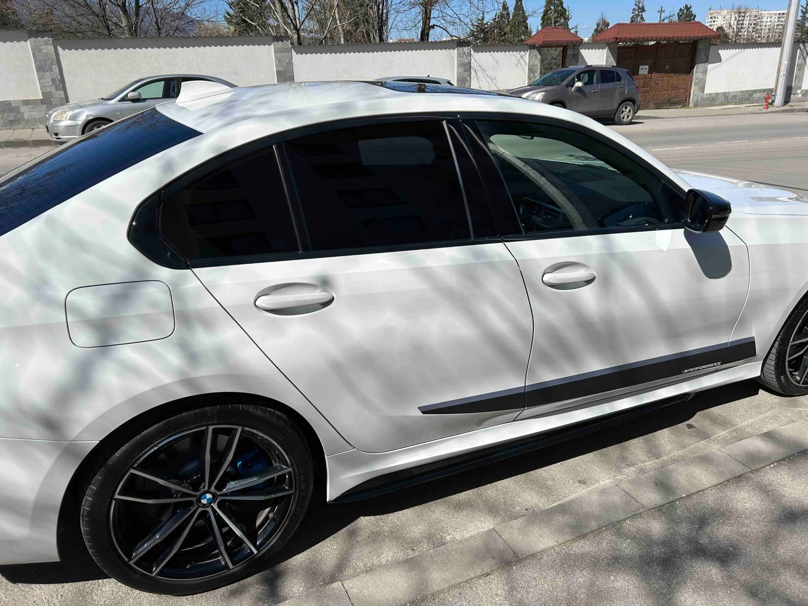 BMW 330 Xdrive , снимка 5 - Автомобили и джипове - 55644654