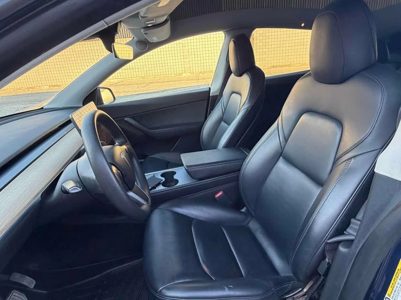 Tesla Model Y * Long Range * CARFAX * БЕЗ ПЪРВОНАЧАЛНА ВНОСКА, снимка 5 - Автомобили и джипове - 56252607