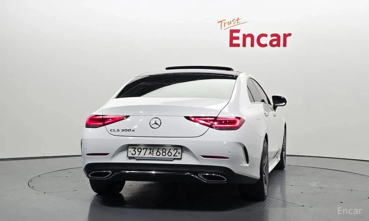 Mercedes-Benz CLS 300, снимка 4 - Автомобили и джипове - 56727145