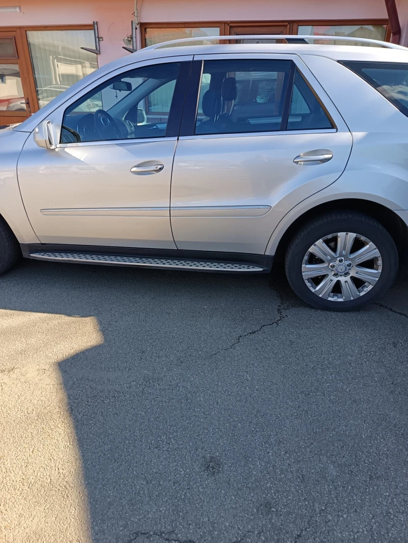 Mercedes-Benz ML 350, снимка 2 - Автомобили и джипове - 49555445