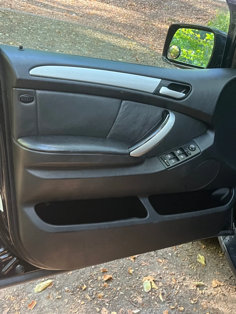 BMW X5 3000i, снимка 11 - Автомобили и джипове - 52220943