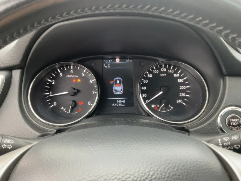 Nissan Qashqai 1.2 TEKNA+ * 156000 КМ * ПЪЛНА СЕРВИЗНА ИСТОРИЯ, снимка 13 - Автомобили и джипове - 52164056