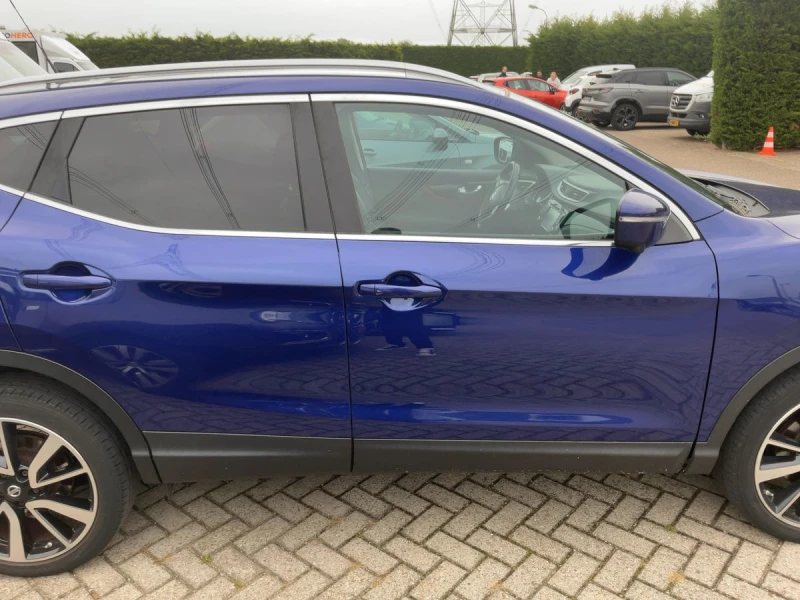 Nissan Qashqai 1.2 TEKNA+ * 156000 КМ * ПЪЛНА СЕРВИЗНА ИСТОРИЯ, снимка 5 - Автомобили и джипове - 52164056