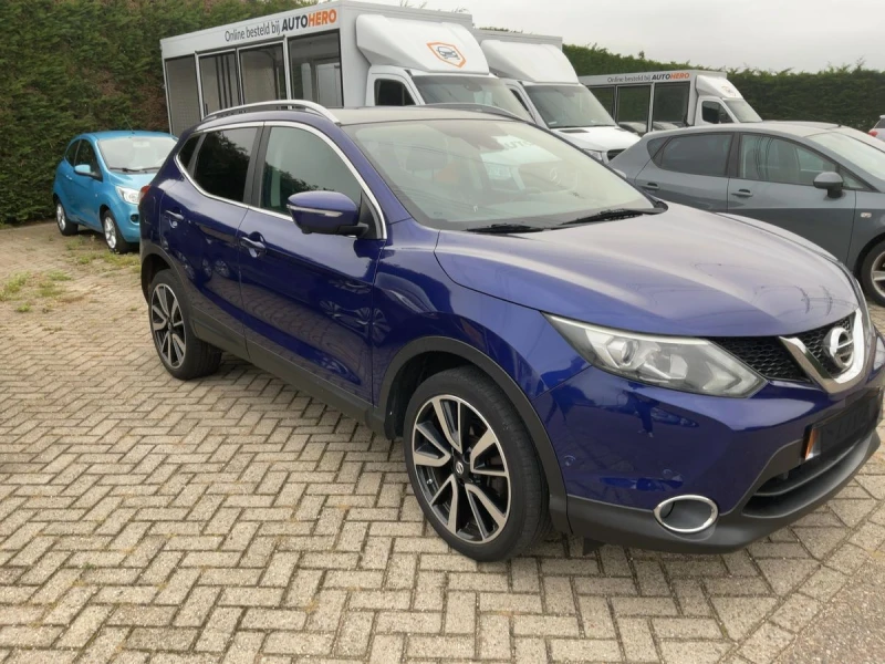 Nissan Qashqai 1.2 TEKNA+ * 156000 КМ * ПЪЛНА СЕРВИЗНА ИСТОРИЯ, снимка 4 - Автомобили и джипове - 52164056