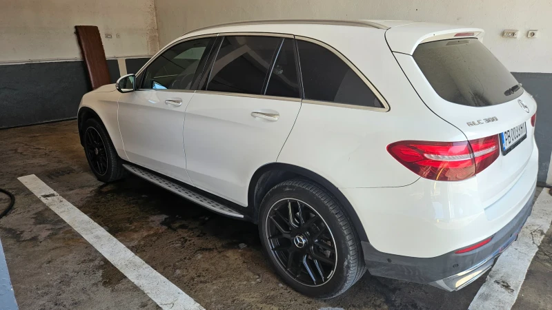 Mercedes-Benz GLC 300 2.0 i, снимка 4 - Автомобили и джипове - 52328180