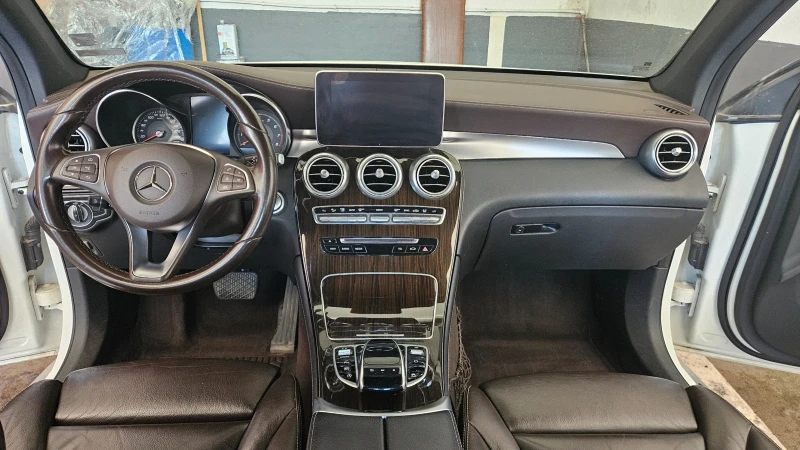 Mercedes-Benz GLC 300 2.0 i, снимка 9 - Автомобили и джипове - 52328180