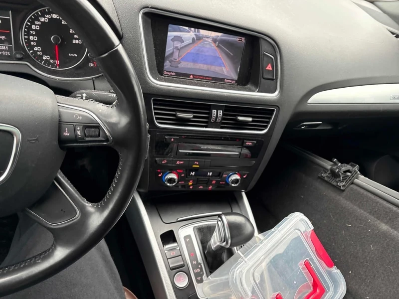 Audi Q5 * 2.0L Premium Plus * CARFAX * БЕЗ ПЪРВОНАЧАЛНА ВН, снимка 9 - Автомобили и джипове - 53180738