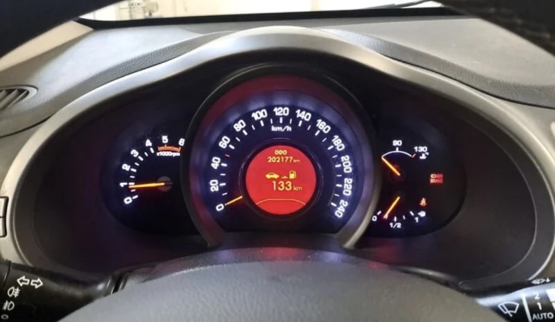 Kia Sportage 1.7CRDI ПАНОРАМА, снимка 10 - Автомобили и джипове - 53329662