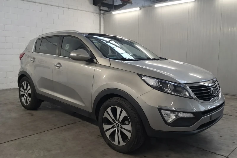 Kia Sportage 1.7CRDI ПАНОРАМА, снимка 2 - Автомобили и джипове - 53329662