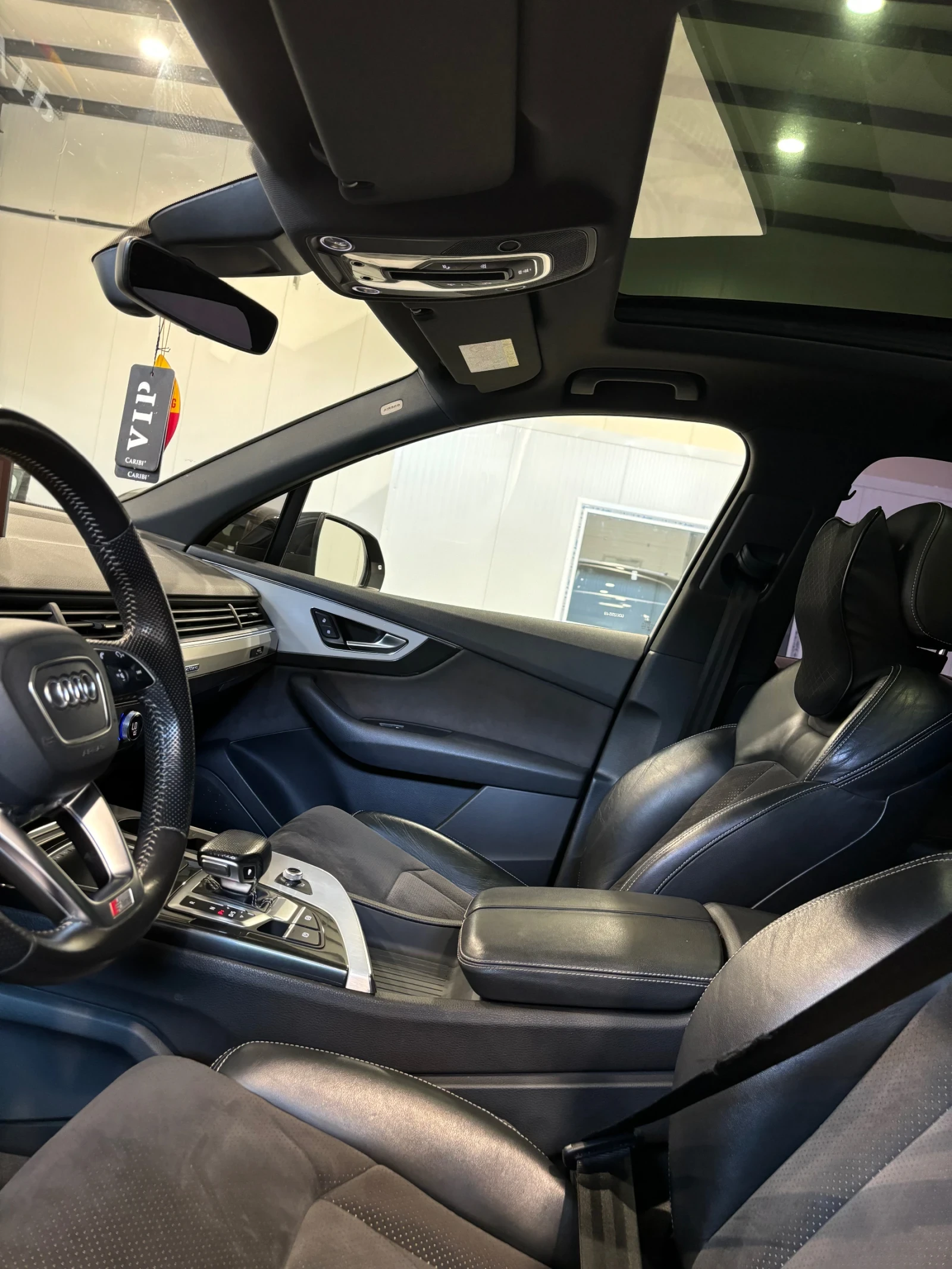 Audi Q7 50 TDI / ВЪЗМОЖЕН ЛИЗИНГ / 7 МЕСТЕН /3X SLINE /  - изображение 10