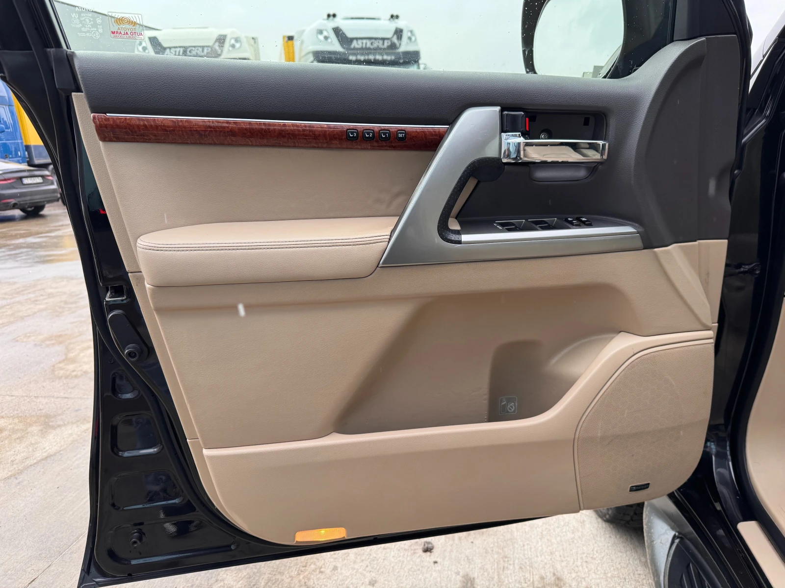 Toyota Land cruiser / 200 / 6+ 1 ����� /  | Mobile.bg � ����������� 15
