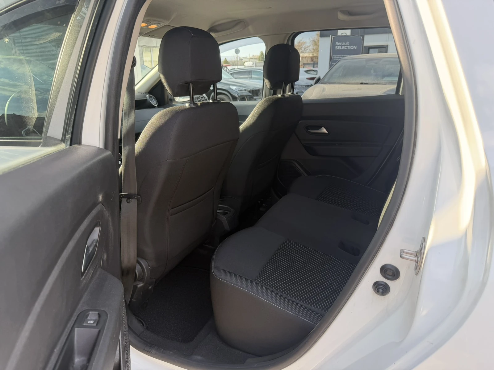 Dacia Duster 1.0 Tce/LPG/90k.c., снимка 13 - Автомобили и джипове - 53987233