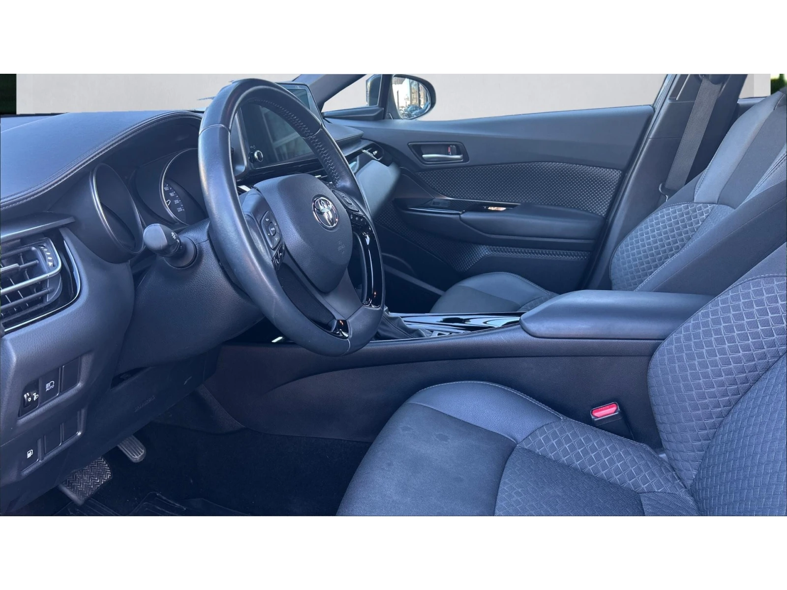 Toyota C-HR Месечна вноска от 370  , снимка 12 - Автомобили и джипове - 54064743