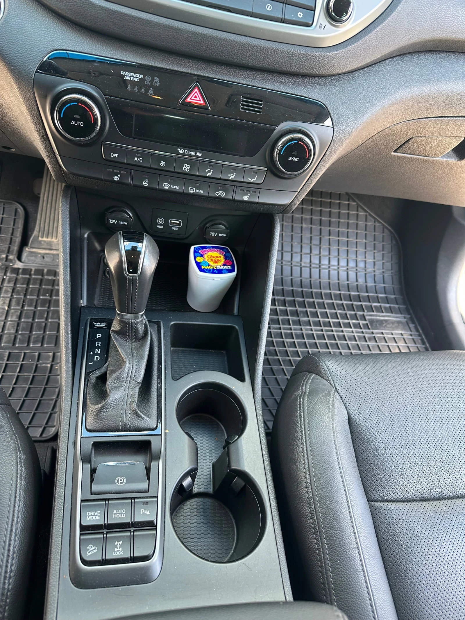 Hyundai Tucson 2000 CRDI 16v 185 коня Дизел , снимка 10 - Автомобили и джипове - 54364537