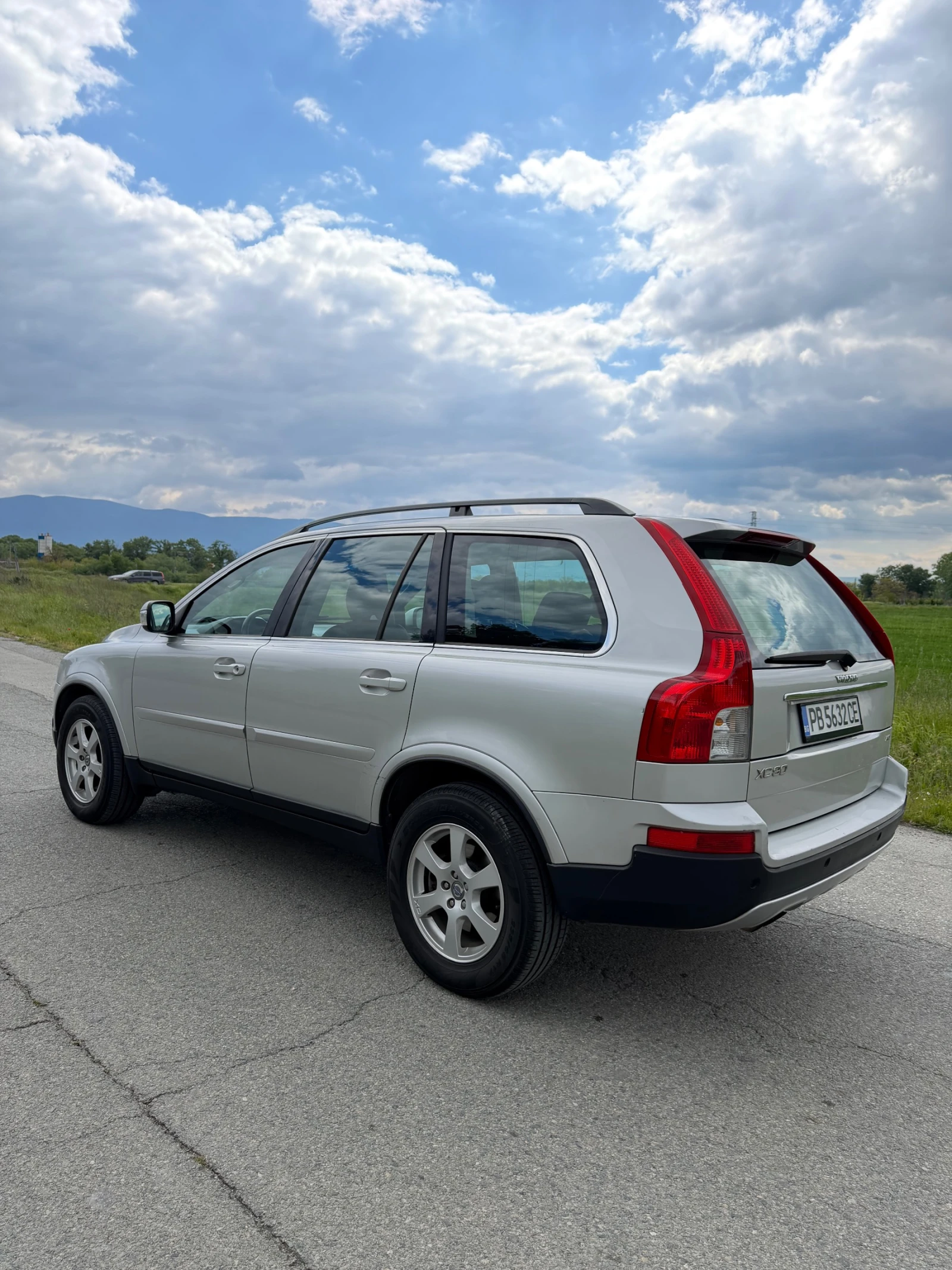 Volvo Xc90, снимка 4 - Автомобили и джипове - 54416989
