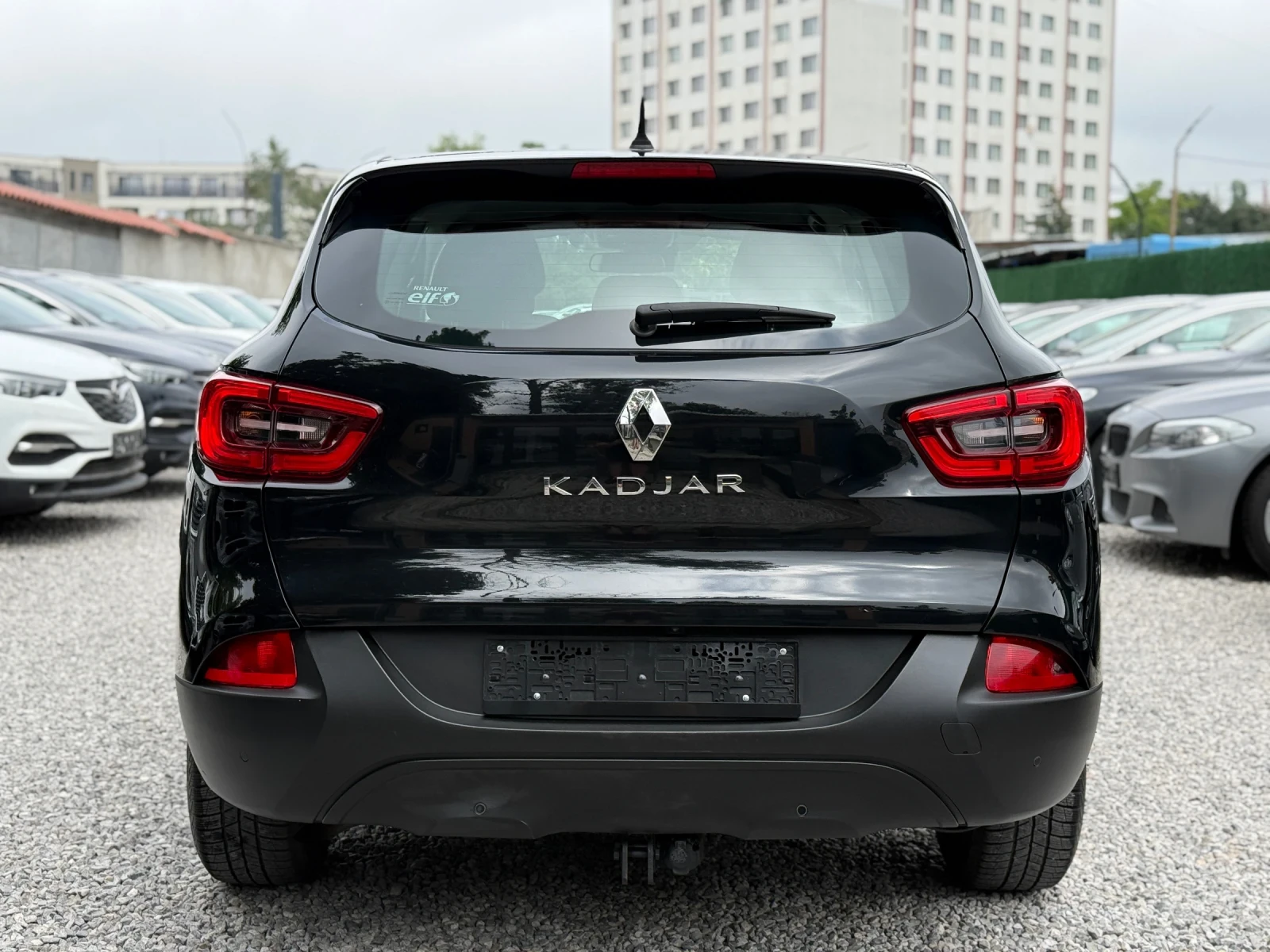 Renault Kadjar 1.2TCe/130hp/Кожа/Нави/Подгрев/ТОП, снимка 6 - Автомобили и джипове - 55037753