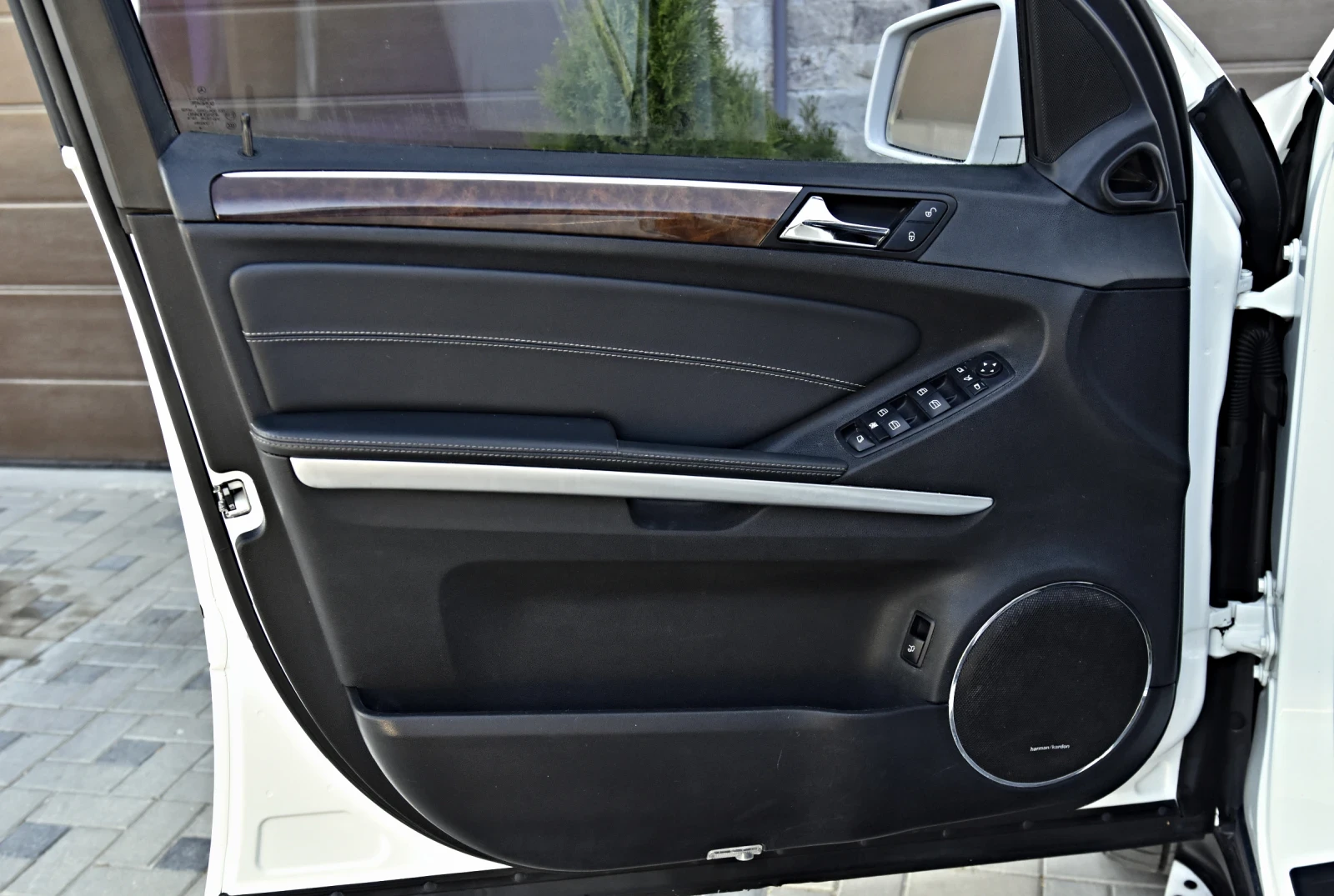 Mercedes-Benz GL 500 * AMG* 7SITZE* 3XTV* FULL MAXX* , снимка 13 - Автомобили и джипове - 55892707