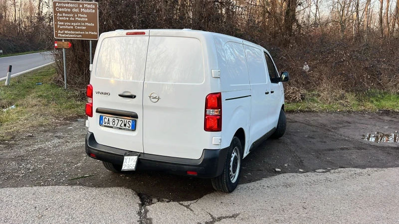 Opel Vivaro AUTOMATIC * 2.0d 122hp* 9.2020г* КЛИМА* КОЖА* , снимка 12 - Бусове и автобуси - 53177470