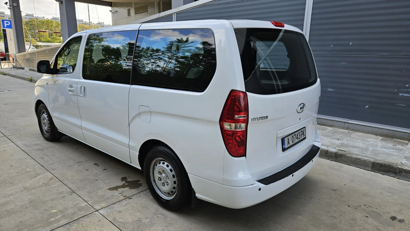 Hyundai H1 2.5CRDI - изображение 3