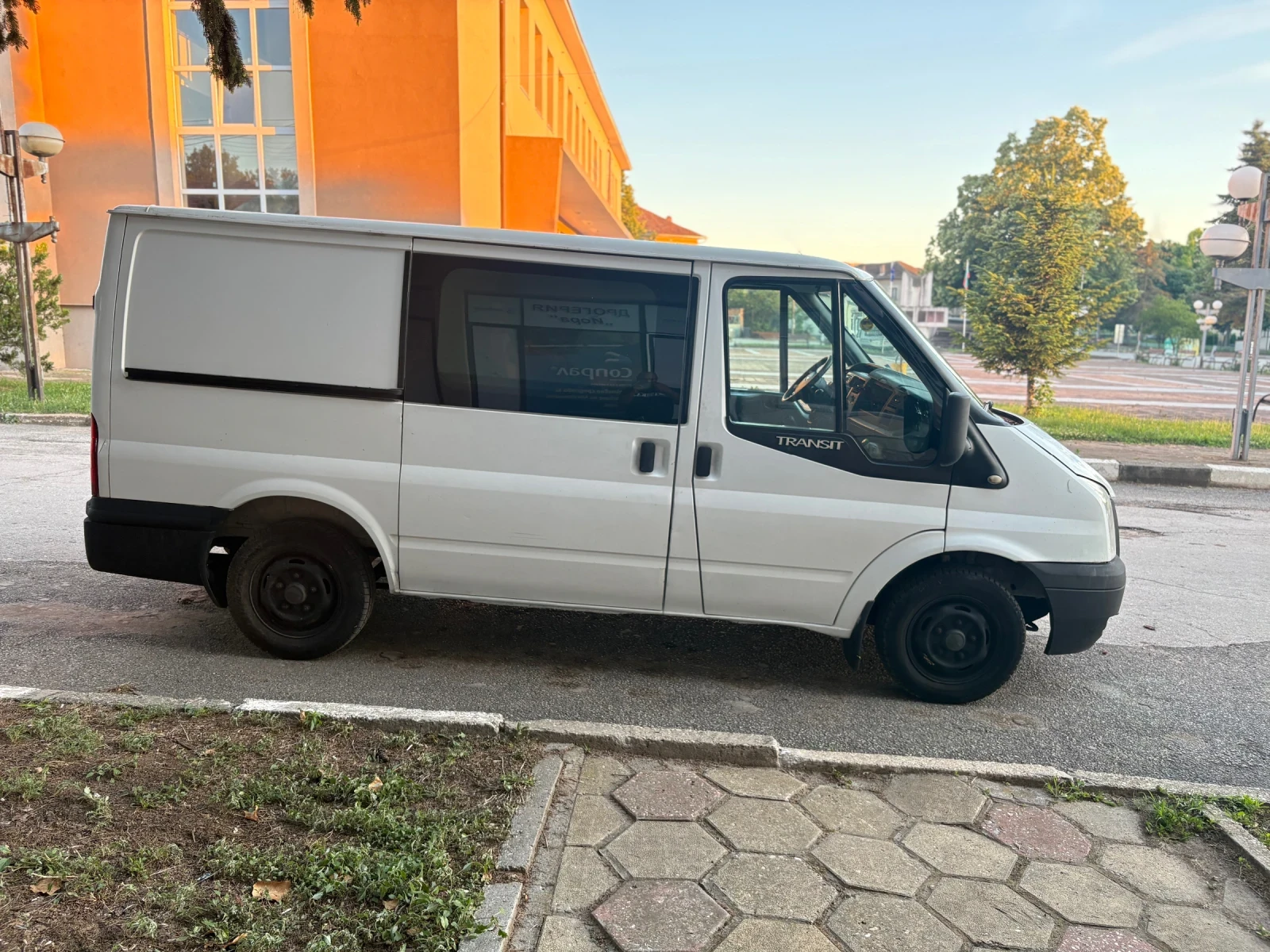 Ford Transit 2.2D, снимка 3 - Бусове и автобуси - 55139984