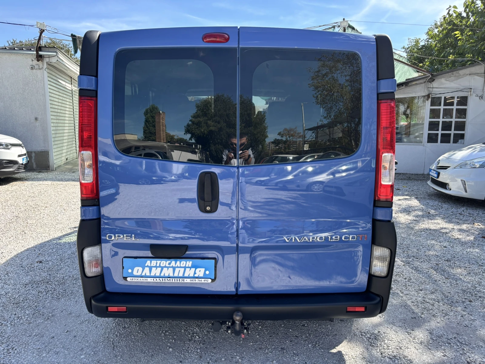Opel Vivaro 1.9 CDTI, снимка 4 - Бусове и автобуси - 56328708