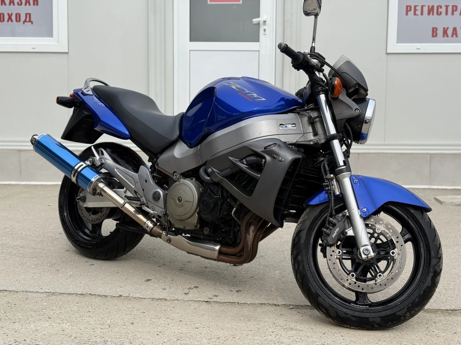 Honda Cb CB 1100 SF , НОВИ ГУМИ , НАПЪЛНО ОБСЛУЖЕН ! 