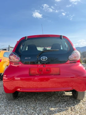 Toyota Aygo 1.0 VVTI напълно обслужена внос Германия, снимка 5