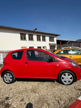 Toyota Aygo 1.0 VVTI напълно обслужена внос Германия, снимка 6