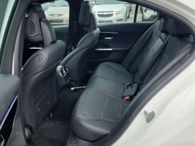 Mercedes-Benz C 300 ПАНО| AMBIENT| 360 КАМЕРИ| ОБДУХВАНЕ| , снимка 12